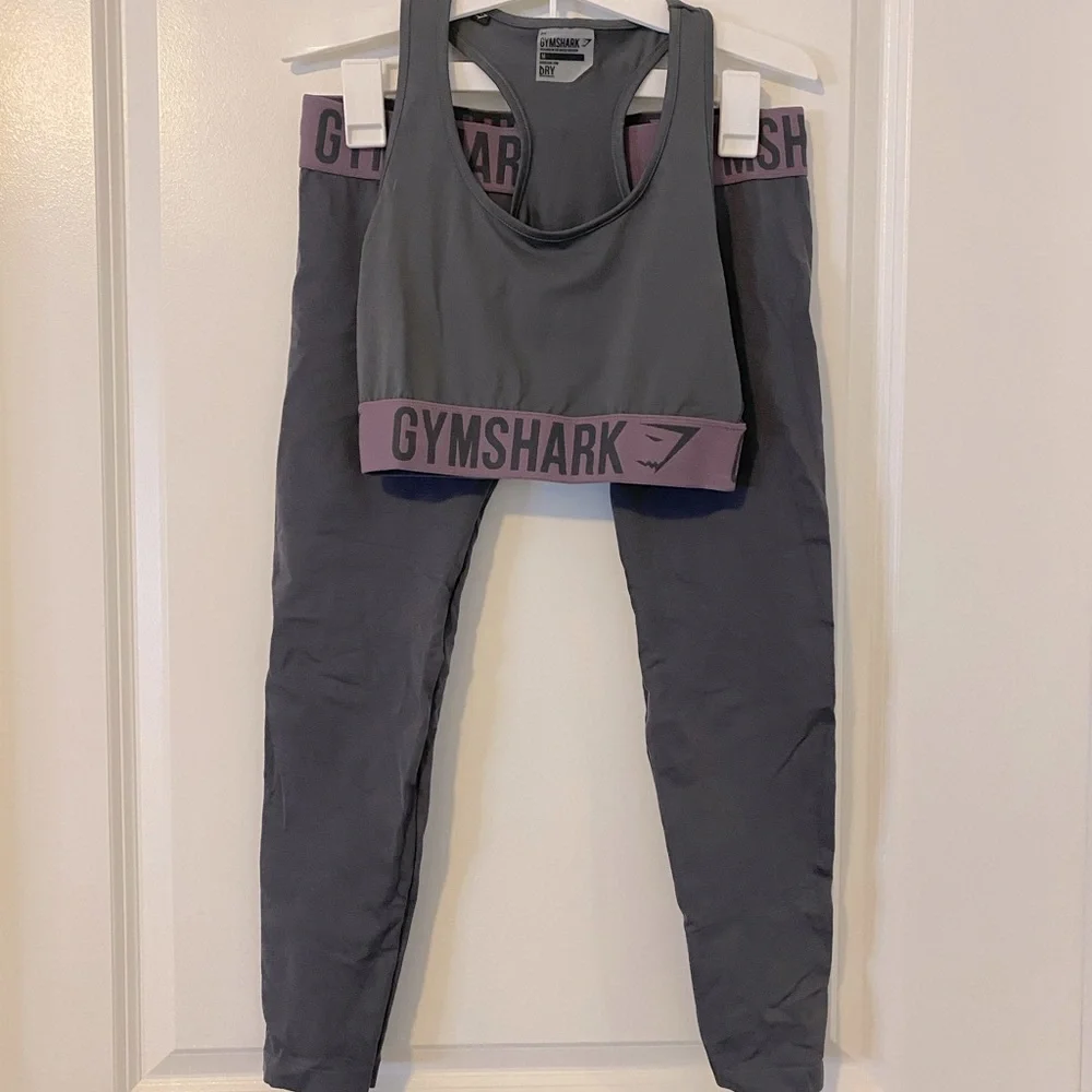 Gymshark Set - Picture 1 of 4